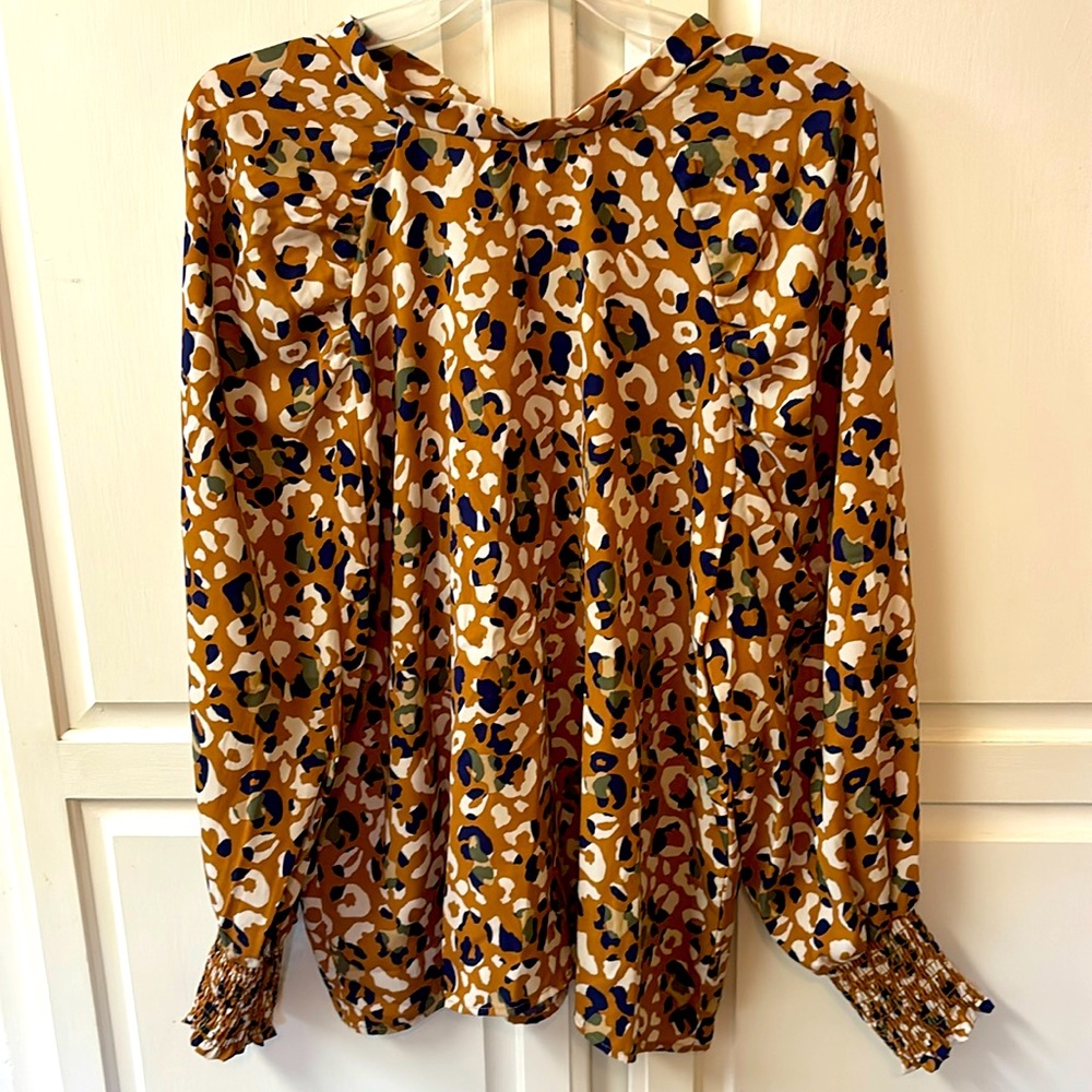 Gorgeous top by Karlie